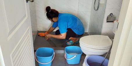 Thiết bị vệ sinh nhà cửa đơn giản, dễ kiếm