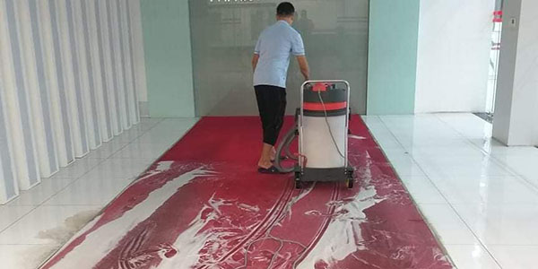 Quy trình giặt thảm trải sàn đạt chuẩn từ các dịch vụ vệ sinh thảm uy tín